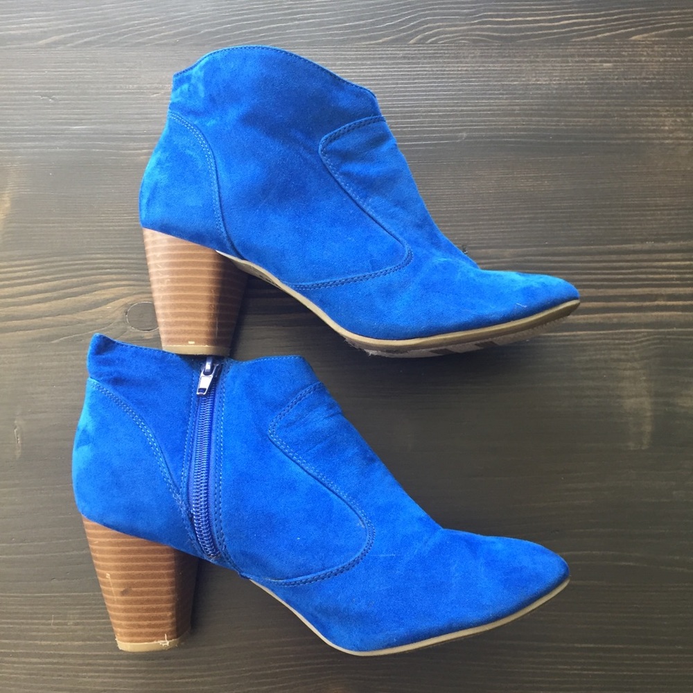 Blue suede booties